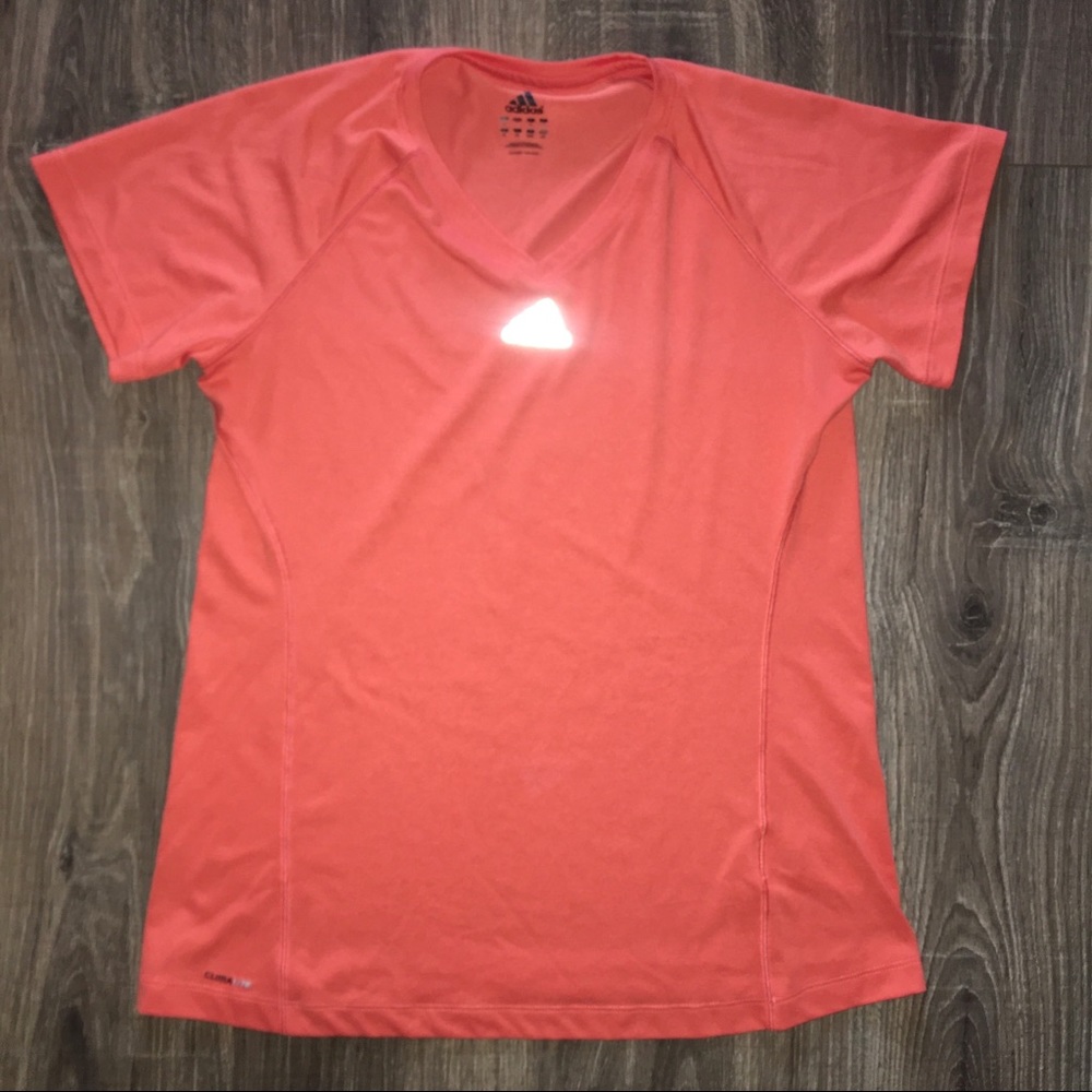 😜 Women’s Orange Adidas T-shirt 😜